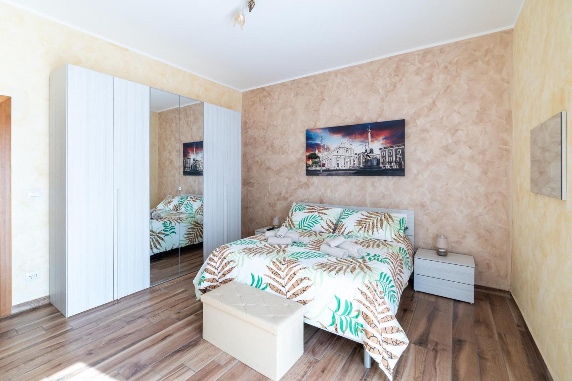 Casa La Scivola Apartment Катания Екстериор снимка