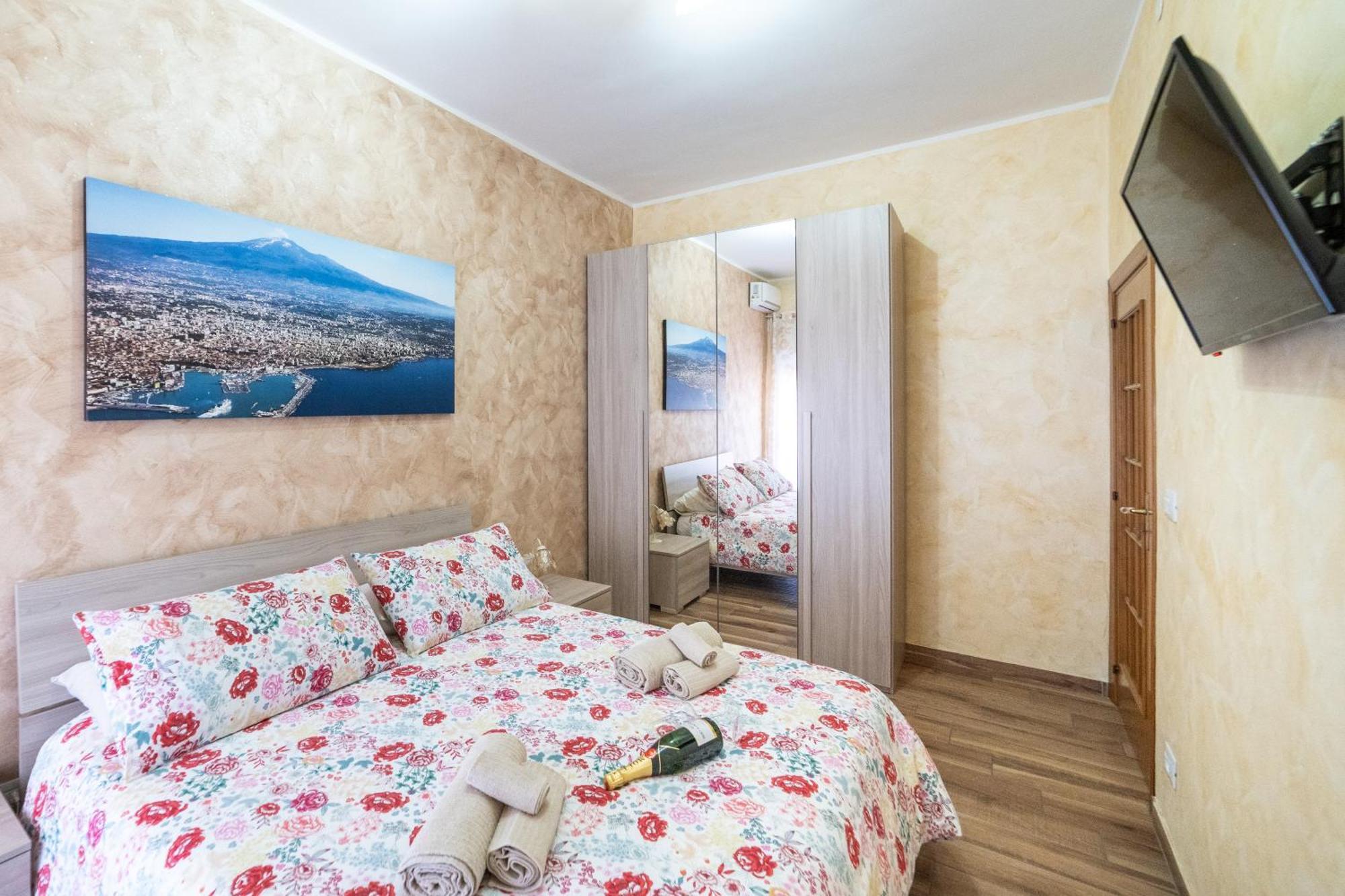 Casa La Scivola Apartment Катания Екстериор снимка