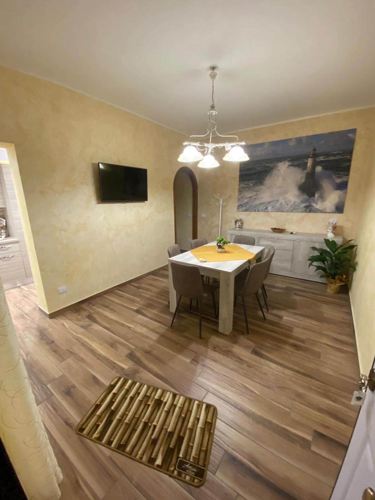 Casa La Scivola Apartment Катания Стая снимка